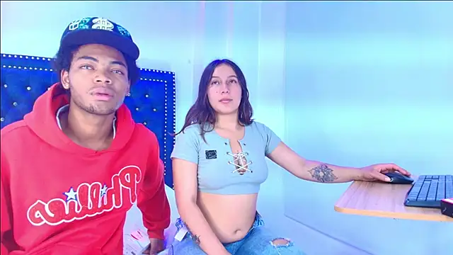 Cristal and luke online show from 05-14-26, 03:25