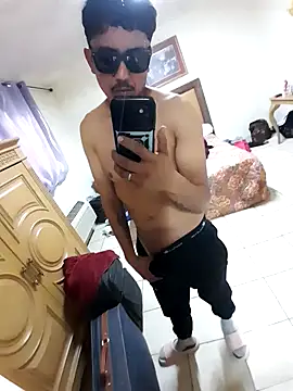 Snapshot of veegoon chatting on 01-07-26, 04:56 veegoon online show from 01-07-26, 04:56