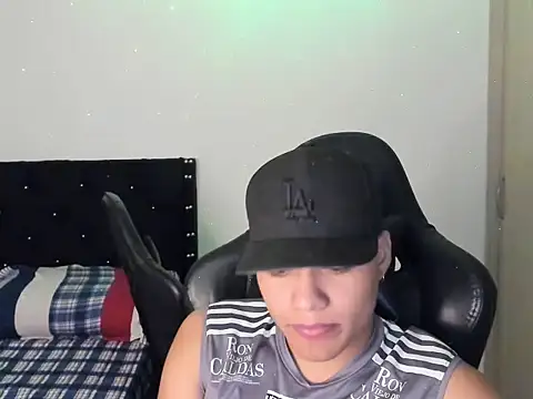 jacksmit  online show from 01-08-26, 01:44