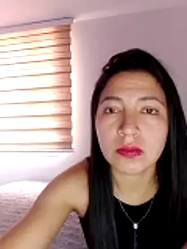 Snapshot of Mapisloop chatting on 02-16-26, 01:32 Mapisloop online show from 02-16-26, 01:32