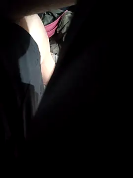 Snapshot of Mickey_9 chatting on 03-26-26, 10:40 Mickey 9 online show from 03-26-26, 10:40