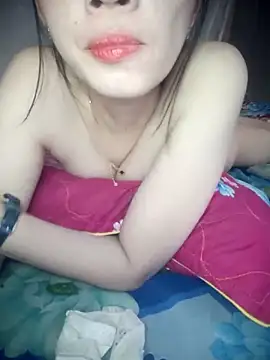 Snapshot of -Nicole-e chatting on 02-03-26, 04:43 -Nicole-e online show from 02-03-26, 04:43