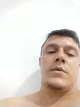 RAFAELQUINTEROSCAVALHEI online show from 01-08-26, 03:29