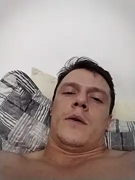 RAFAELQUINTEROSCAVALHEI online show from 02-03-26, 01:38