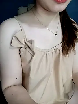 Snapshot of ChanChanLy chatting on 02-18-26, 04:32 ChanChanLy online show from 02-18-26, 04:32