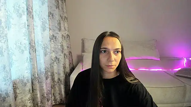 AnnaMized online show from 04-07-26, 12:01