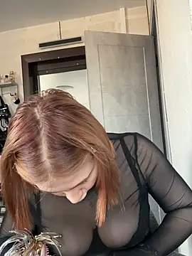 Snapshot of xCandyDollx chatting on 02-28-26, 06:24 xCandyDollx online show from 02-28-26, 06:24