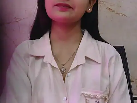 sweet riyaaa online show from 03-07-26, 04:30