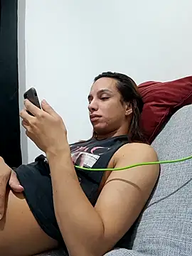 Snapshot of ofjuliaa chatting on 04-30-26, 04:52 ofjuliaa online show from 04-30-26, 04:52