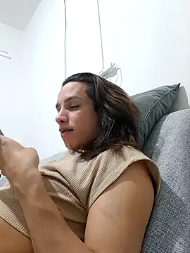 Snapshot of ofjuliaa chatting on 06-19-26, 02:39 ofjuliaa online show from 06-19-26, 02:39