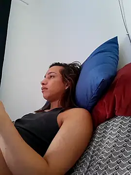 ofjuliaa online show from 04-11-26, 07:06