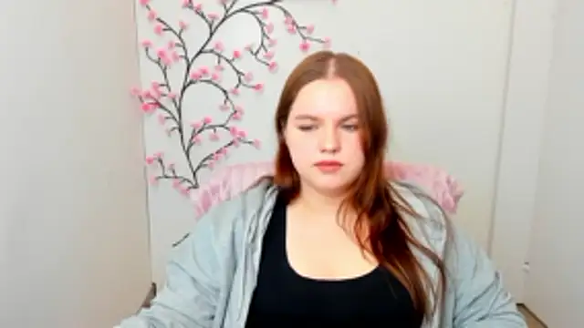 Snapshot of Kitty_Mia_Kitty chatting on 02-01-26, 07:39 Kitty Mia Kitty online show from 02-01-26, 07:39