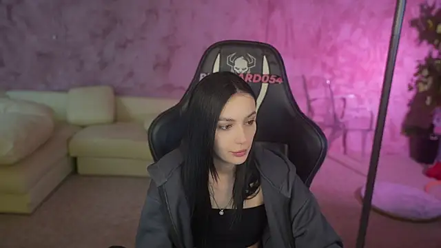 Mila Rose054 online show from 04-28-26, 04:17