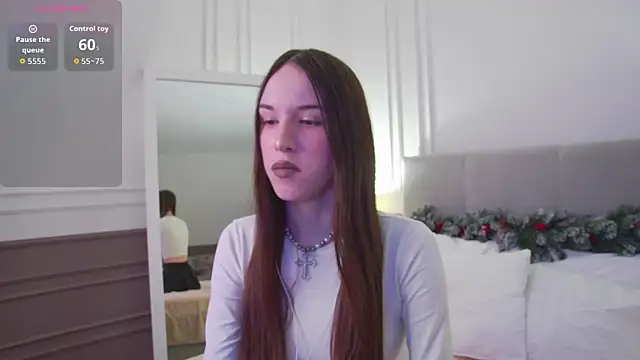 AureliaRosse online show from 01-06-26, 01:48