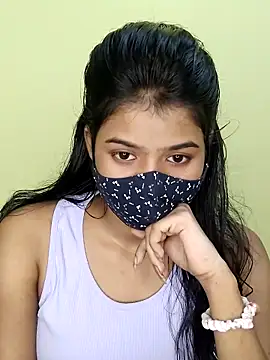 trinasa online show from 06-18-26, 04:12