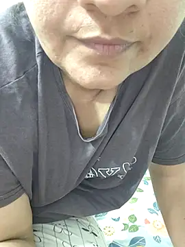 piryasharma005 online show from 04-13-26, 07:40