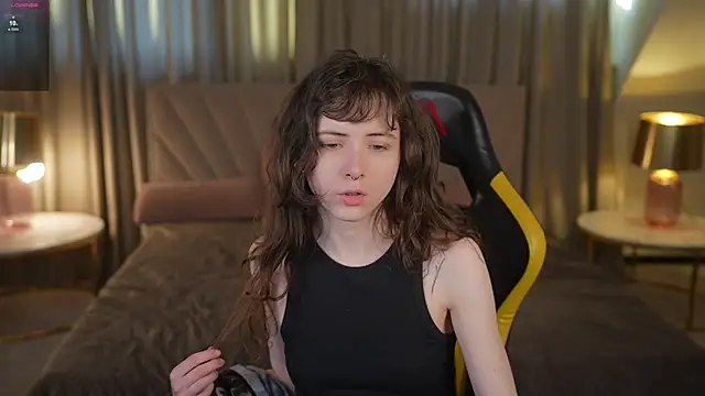 Orly flame online show from 03-06-26, 03:29