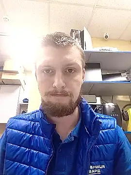 Snapshot of yurii_magic chatting on 01-14-26, 05:27 yurii magic online show from 01-14-26, 05:27