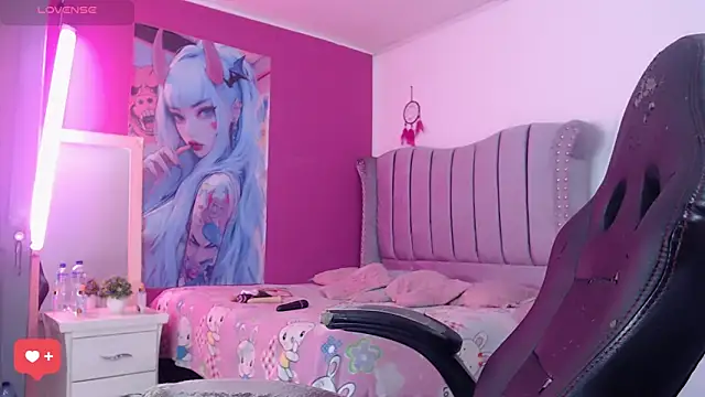 eimy hot19 online show from 02-12-26, 03:45