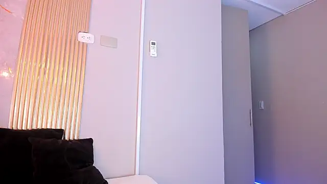 AlanaBlair  online show from 02-02-26, 07:35