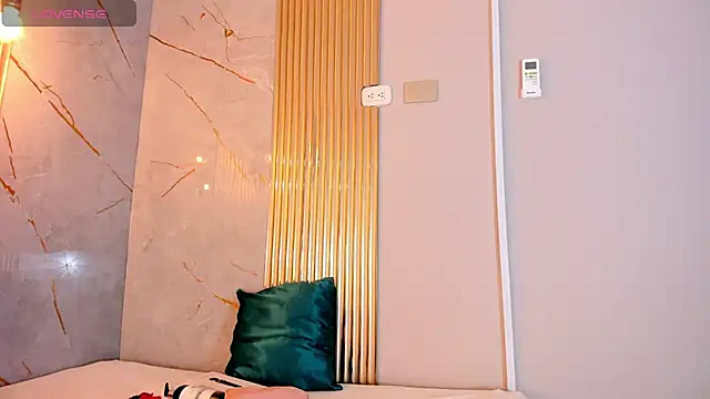 AlanaBlair  online show from 01-31-26, 07:34