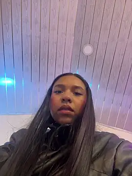 DulceRouss  online show from 04-09-26, 12:00