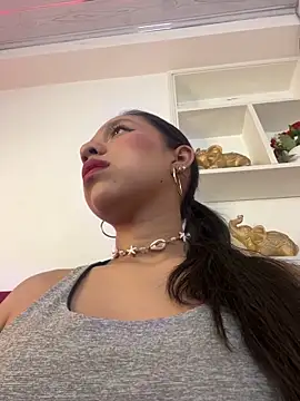 DulceRouss  online show from 03-12-26, 11:58