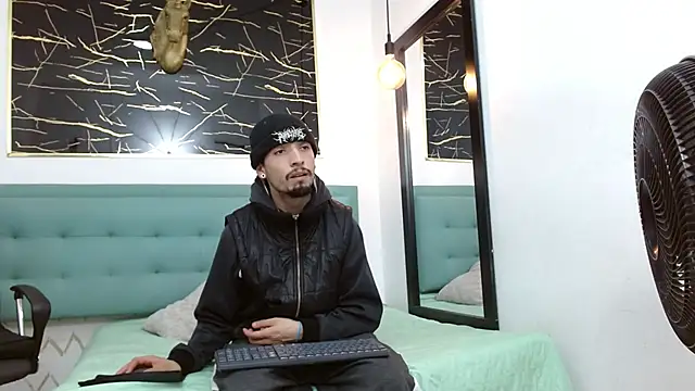 Juan-Jose69 online show from 01-17-26, 03:43