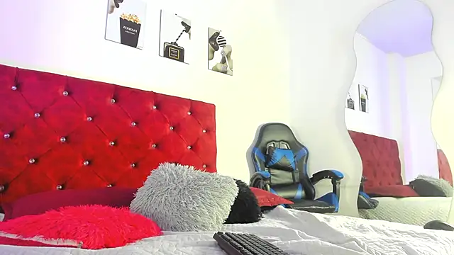 Liamsubtle01 online show from 05-22-26, 11:19