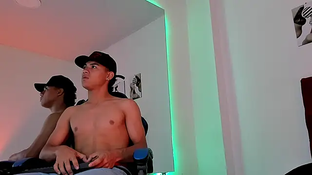 Liamsubtle01 online show from 03-14-26, 11:16