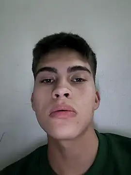 babystripchat31 online show from 01-10-26, 01:01