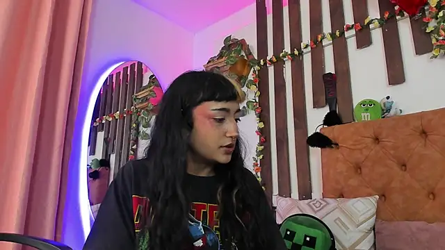 MeowMota  online show from 04-28-26, 06:23