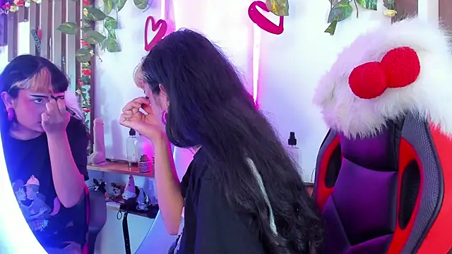 MeowMota  online show from 05-17-26, 05:13