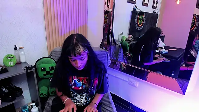 MeowMota  online show from 06-16-26, 07:03