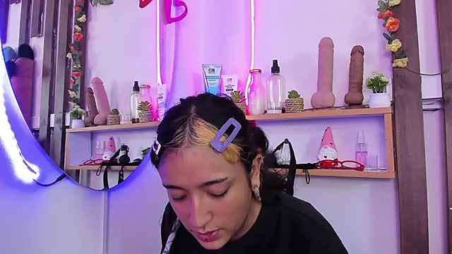 MeowMota  online show from 04-25-26, 06:16