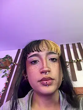 MeowMota  online show from 04-10-26, 06:04