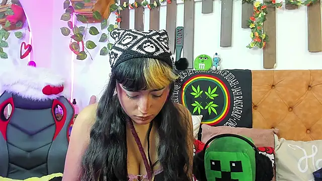 MeowMota  online show from 05-26-26, 07:12