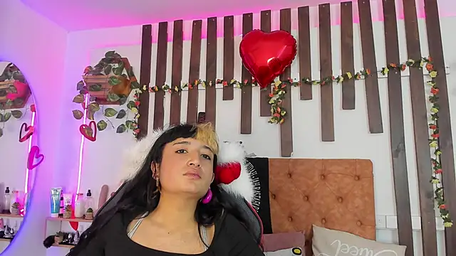 MeowMota  online show from 05-09-26, 06:11