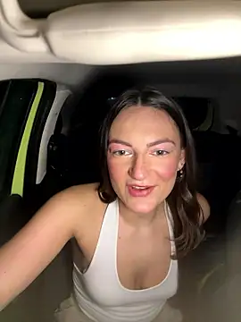 MiaLovesxx online show from 01-11-26, 05:31