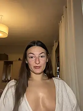 MiaLovesxx online show from 01-13-26, 11:25