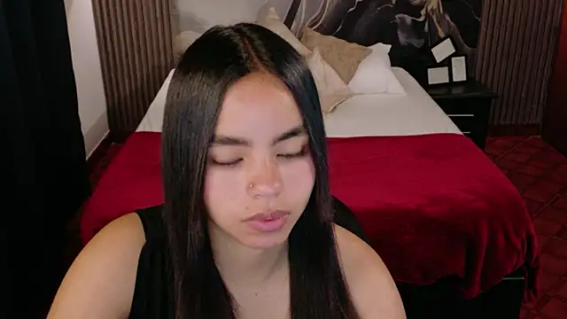 Snapshot of SofiaMante_ chatting on 02-07-26, 08:06 SofiaMante online show from 02-07-26, 08:06