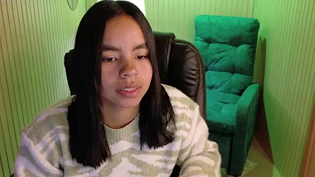 SofiaMante  online show from 03-25-26, 09:24