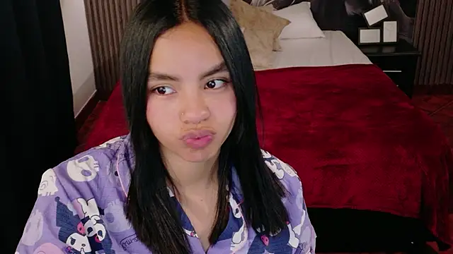 Snapshot of SofiaMante_ chatting on 02-17-26, 10:07 SofiaMante online show from 02-17-26, 10:07