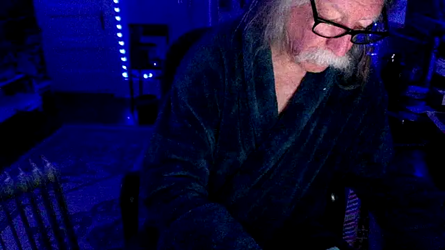 LickYourYoni online show from 04-30-26, 12:56