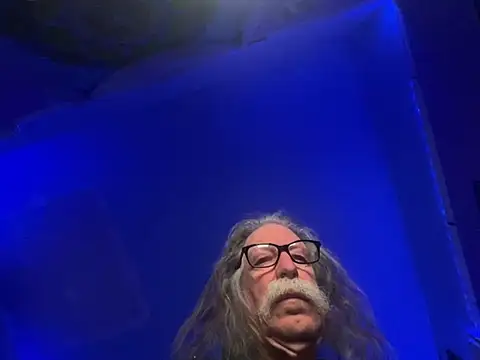 Snapshot of LickYourYoni chatting on 02-20-26, 03:03 LickYourYoni online show from 02-20-26, 03:03