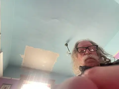 Snapshot of LickYourYoni chatting on 02-19-26, 08:39 LickYourYoni online show from 02-19-26, 08:39