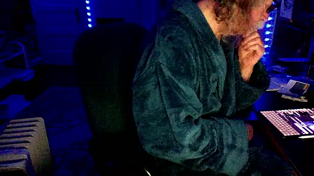 LickYourYoni online show from 04-07-26, 01:13