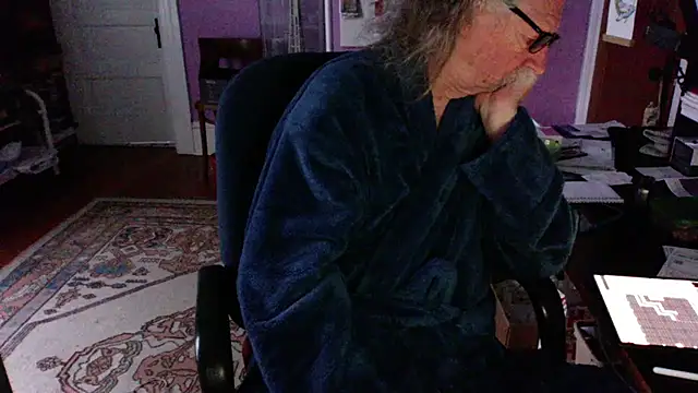 LickYourYoni online show from 05-05-26, 01:58