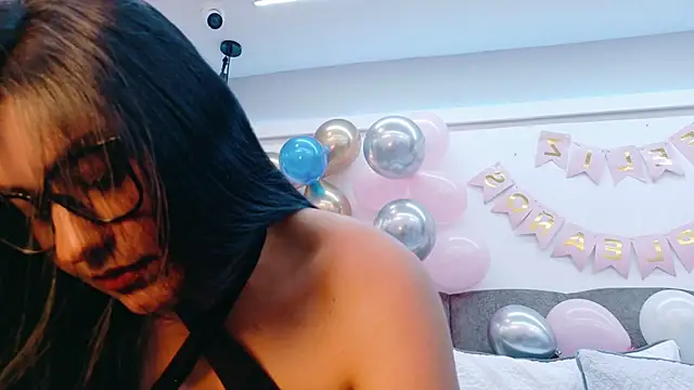 AlmaRose  online show from 03-28-26, 12:28