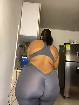 NataliaMillers online show from 06-18-26, 03:05